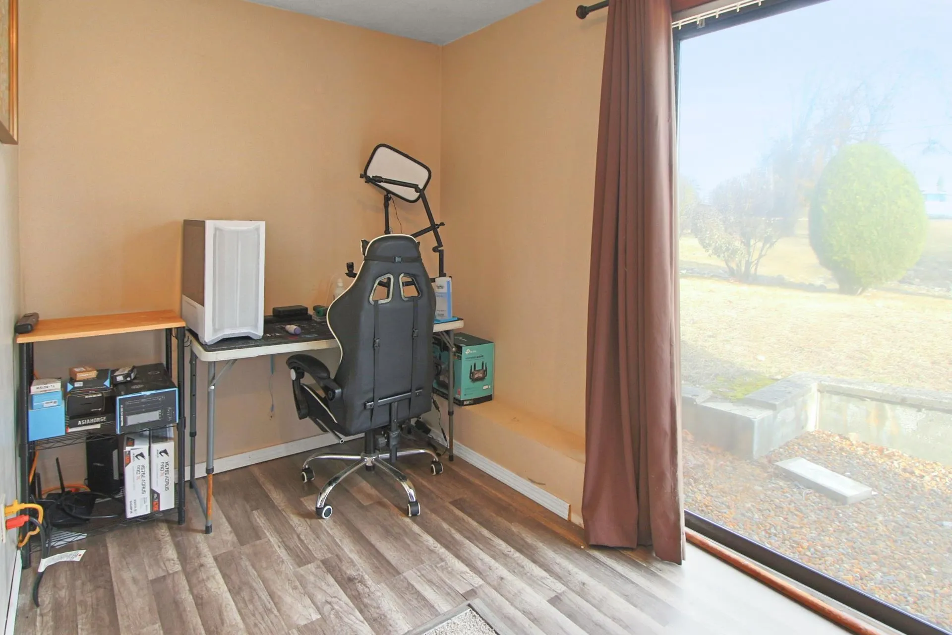 12 Yorkshire Lane Nashua NH 03063