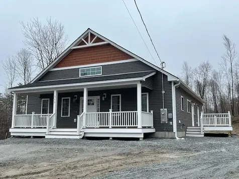 315 Foster Hill Road Henniker NH 03242