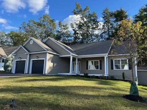 31 Juliana Avenue Nashua NH 03064