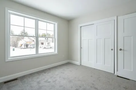 31 Juliana Avenue Nashua NH 03064