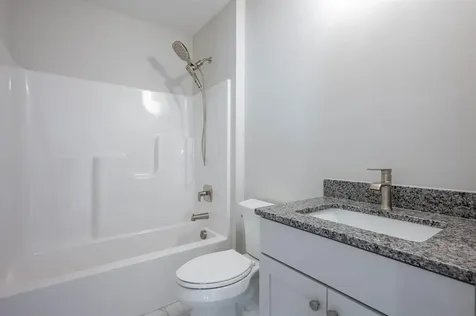 31 Juliana Avenue Nashua NH 03064