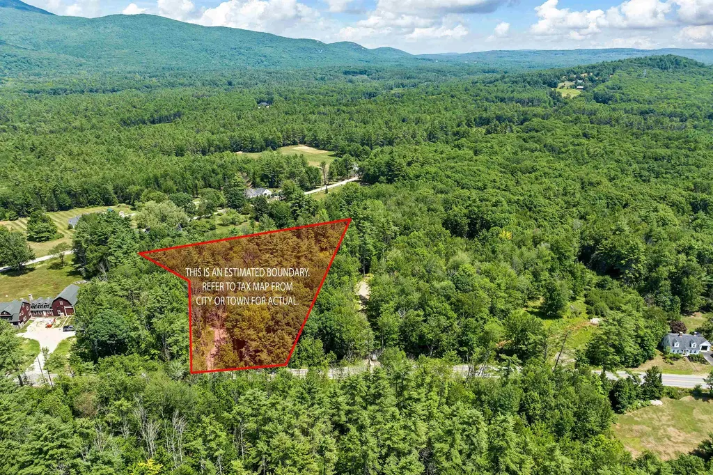 527 Governor Wentworth Highway Tuftonboro NH 03816