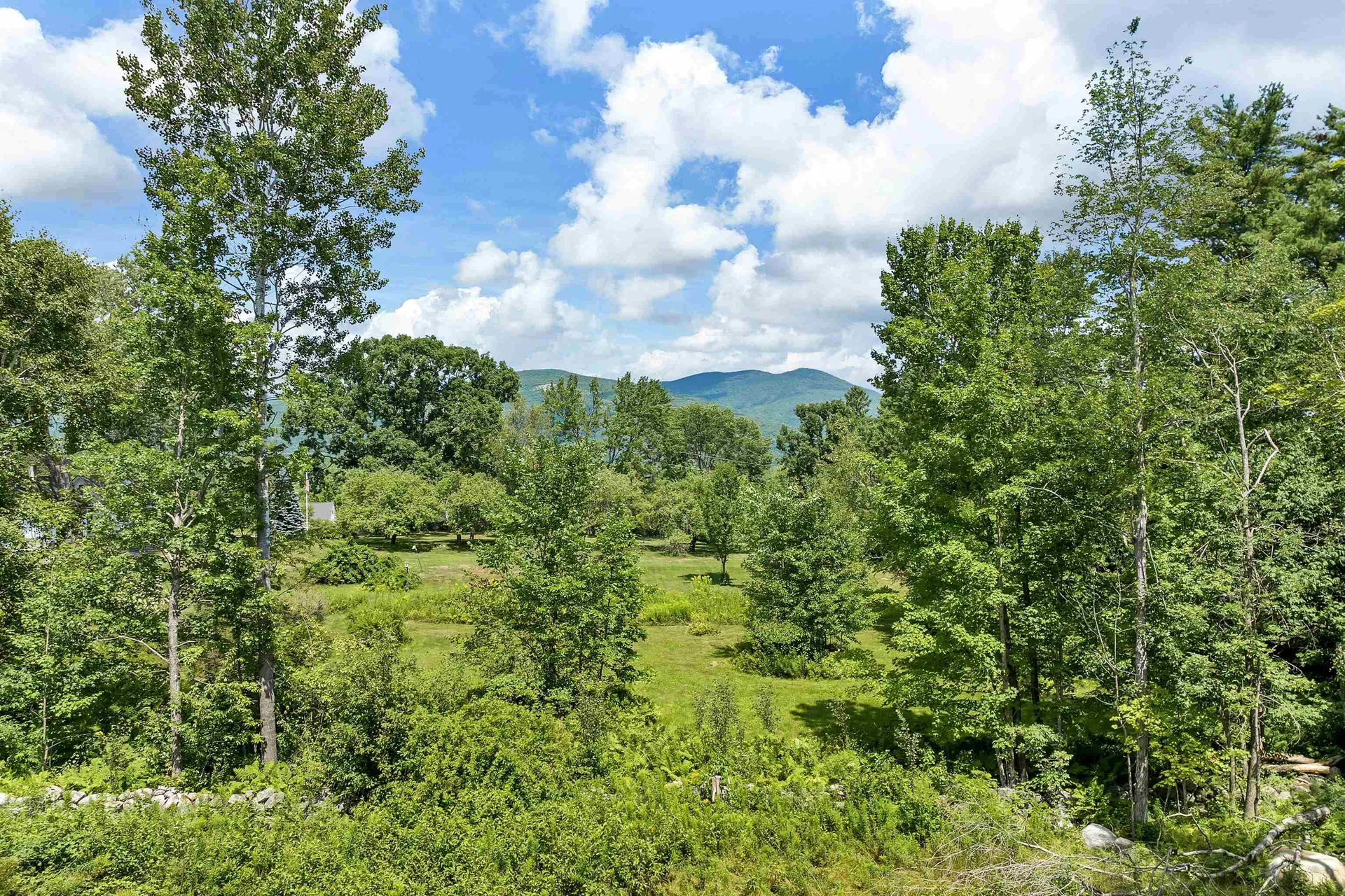 527 Governor Wentworth Highway Tuftonboro NH 03816