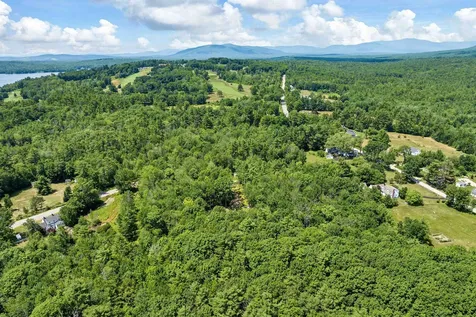 527 Governor Wentworth Highway Tuftonboro NH 03816