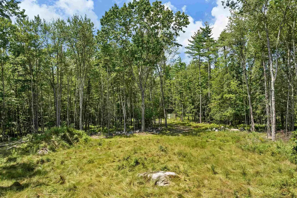 527 Governor Wentworth Highway Tuftonboro NH 03816