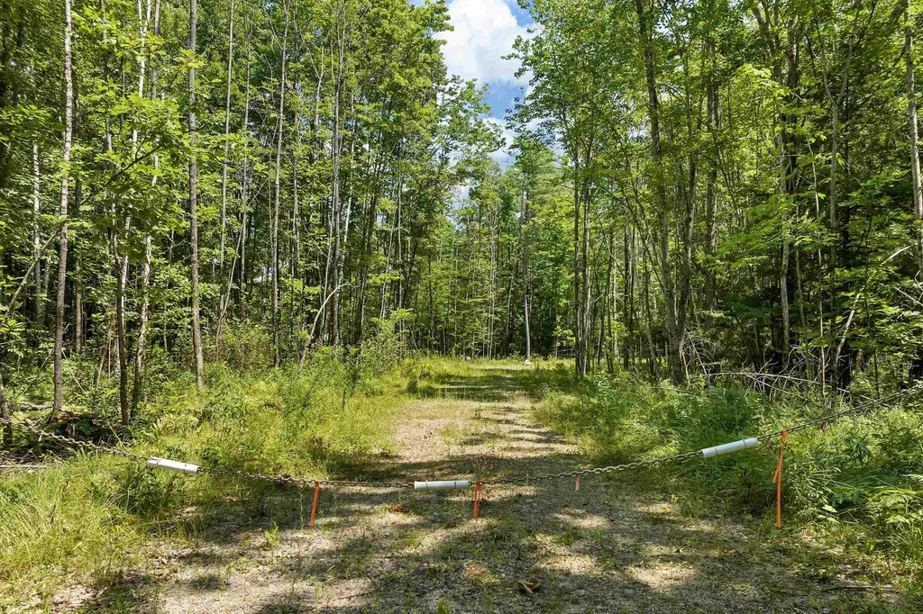 527 Governor Wentworth Highway Tuftonboro NH 03816