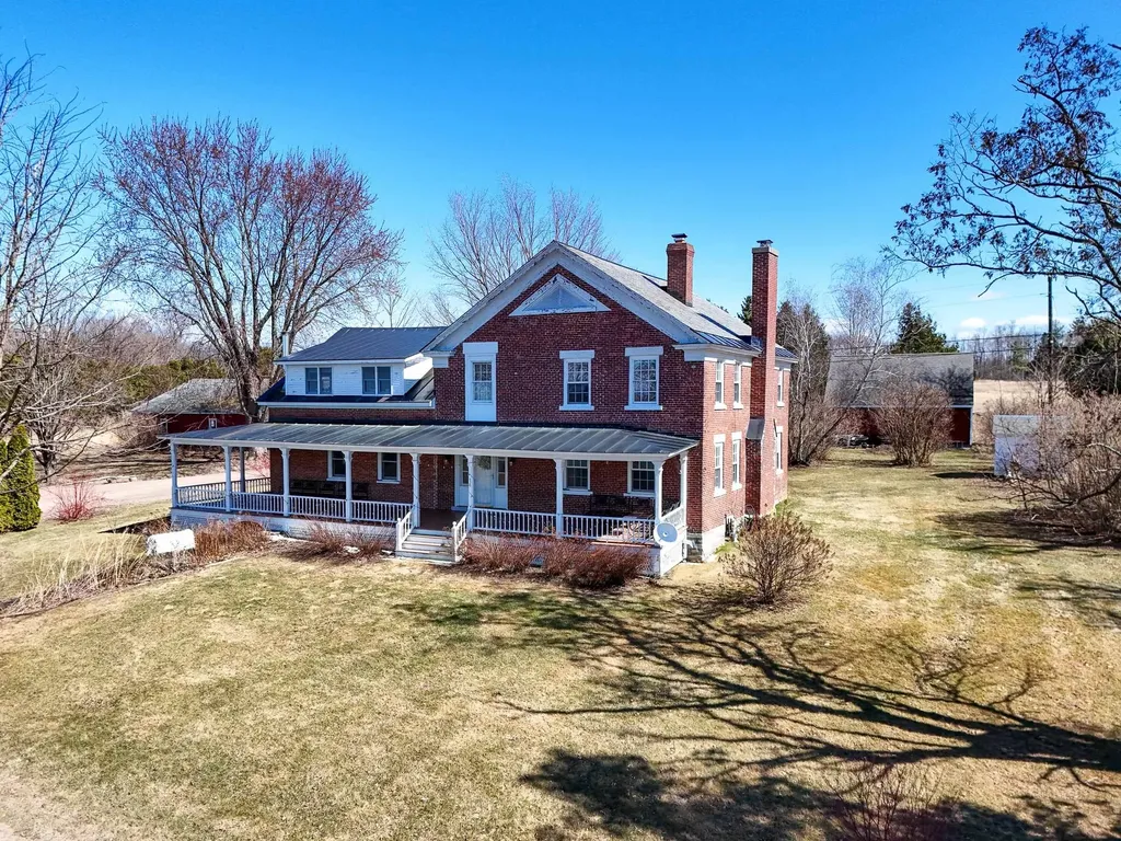 14 Adams Landing Road Grand Isle VT 05458