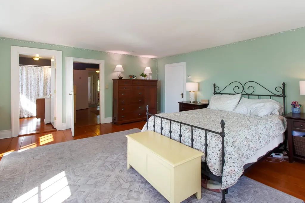 14 Adams Landing Road Grand Isle VT 05458