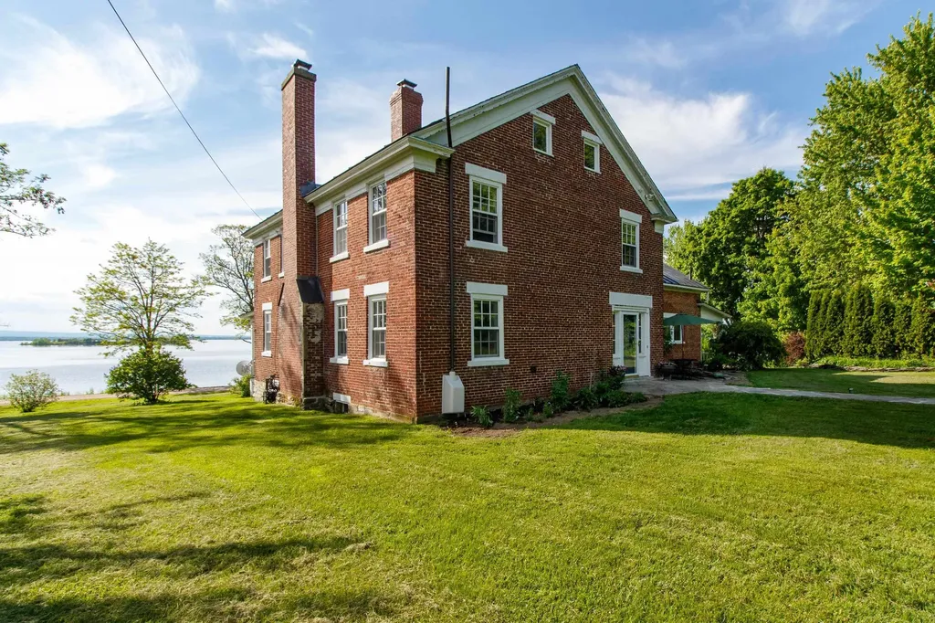 14 Adams Landing Road Grand Isle VT 05458