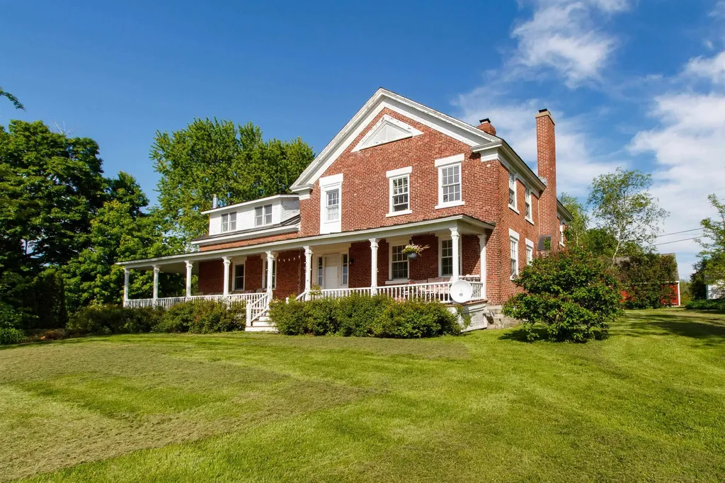 14 Adams Landing Road Grand Isle VT 05458