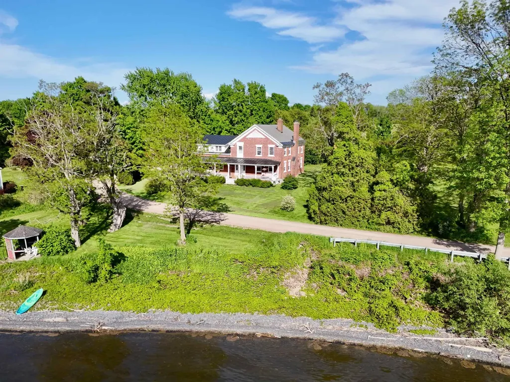 14 Adams Landing Road Grand Isle VT 05458