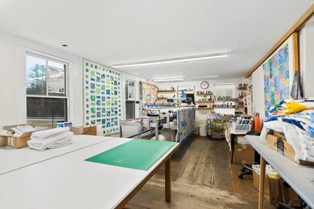 6795 Vt Route 100 Londonderry VT 05148