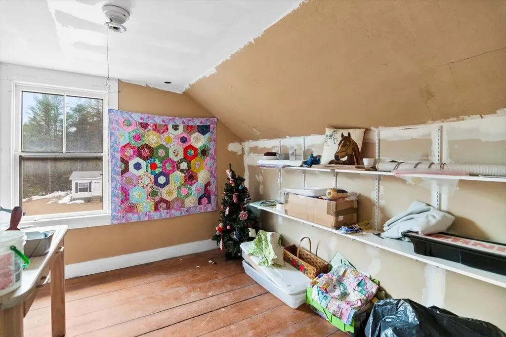 6795 Vt Route 100 Londonderry VT 05148