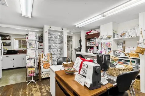 6795 Vt Route 100 Londonderry VT 05148