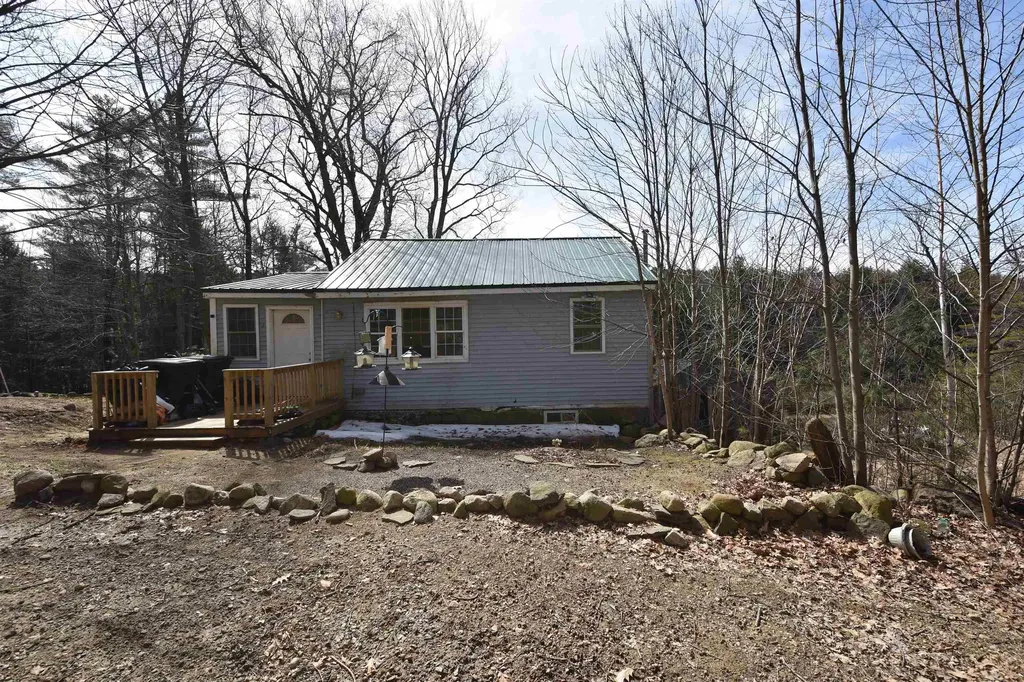 2 Brook Avenue Gilmanton NH 03237