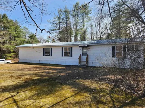 2 Collin Place Claremont NH 03743