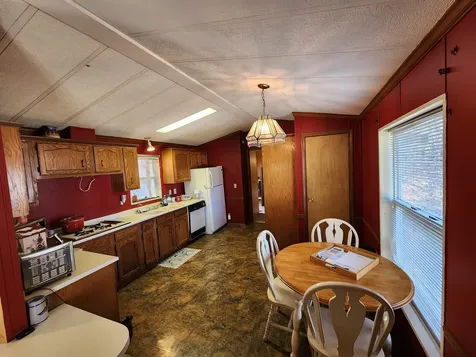 2 Collin Place Claremont NH 03743