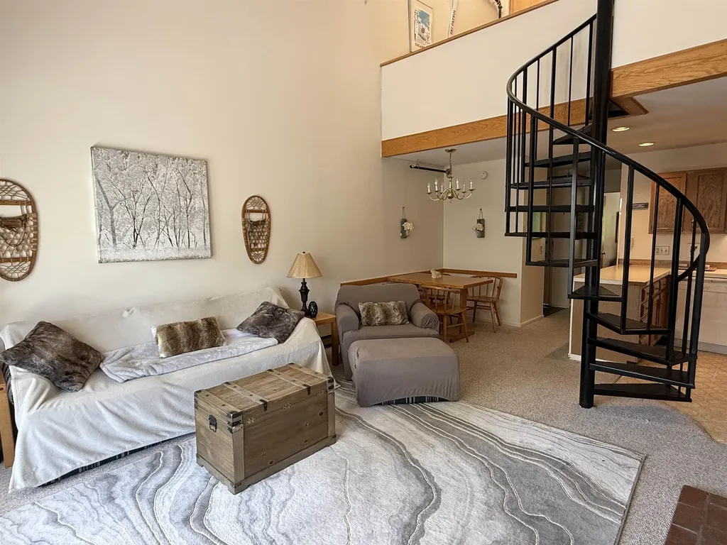 161 Mountainside Drive Warren VT 05674