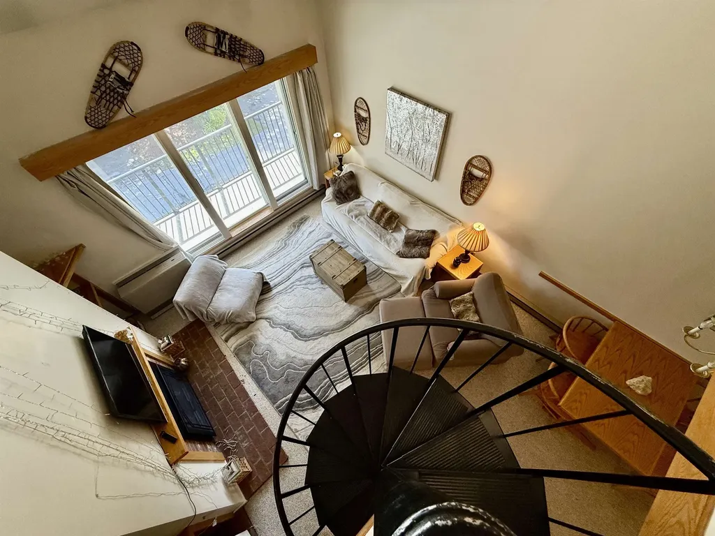 161 Mountainside Drive Warren VT 05674