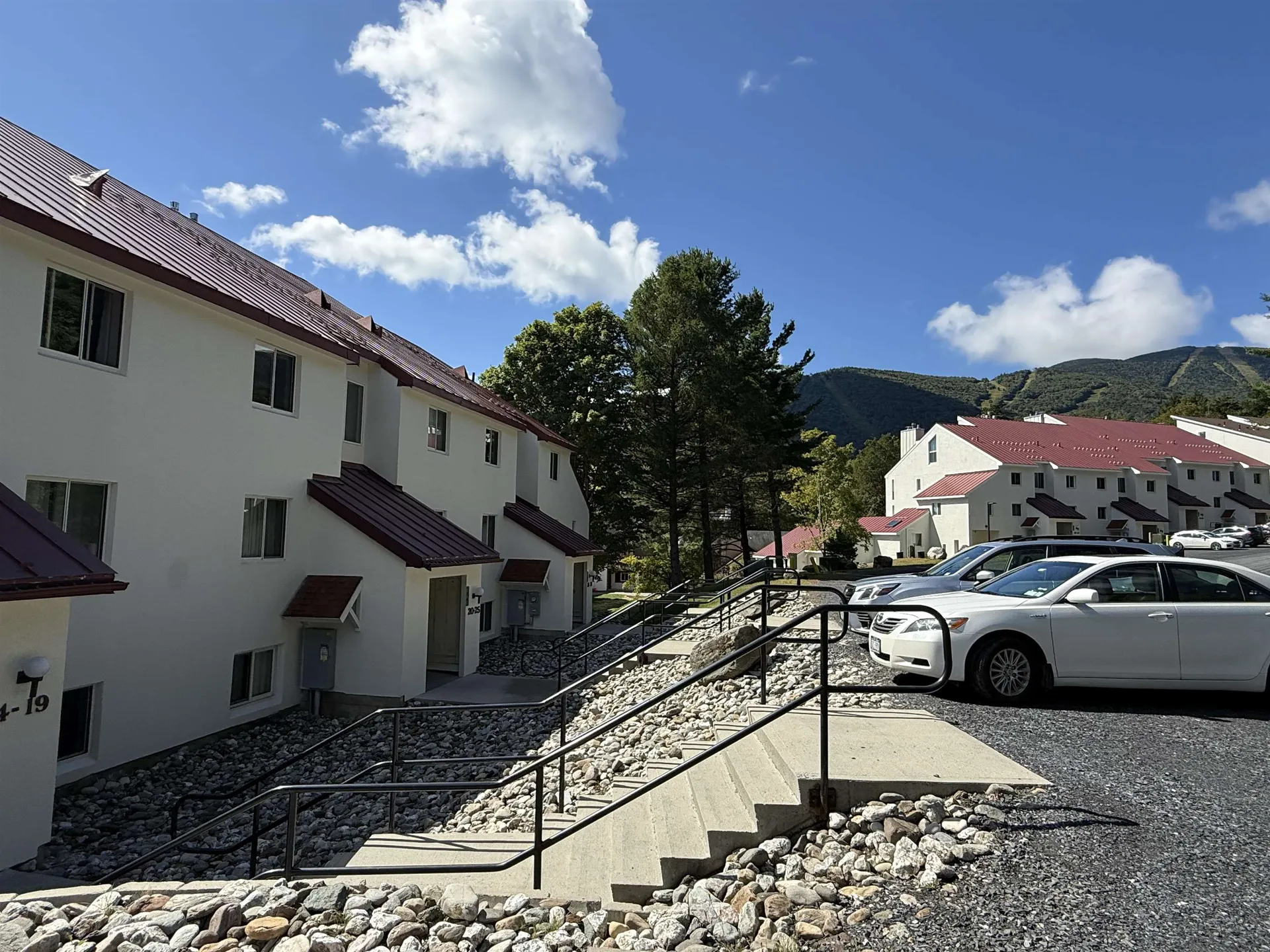 161 Mountainside Drive Warren VT 05674