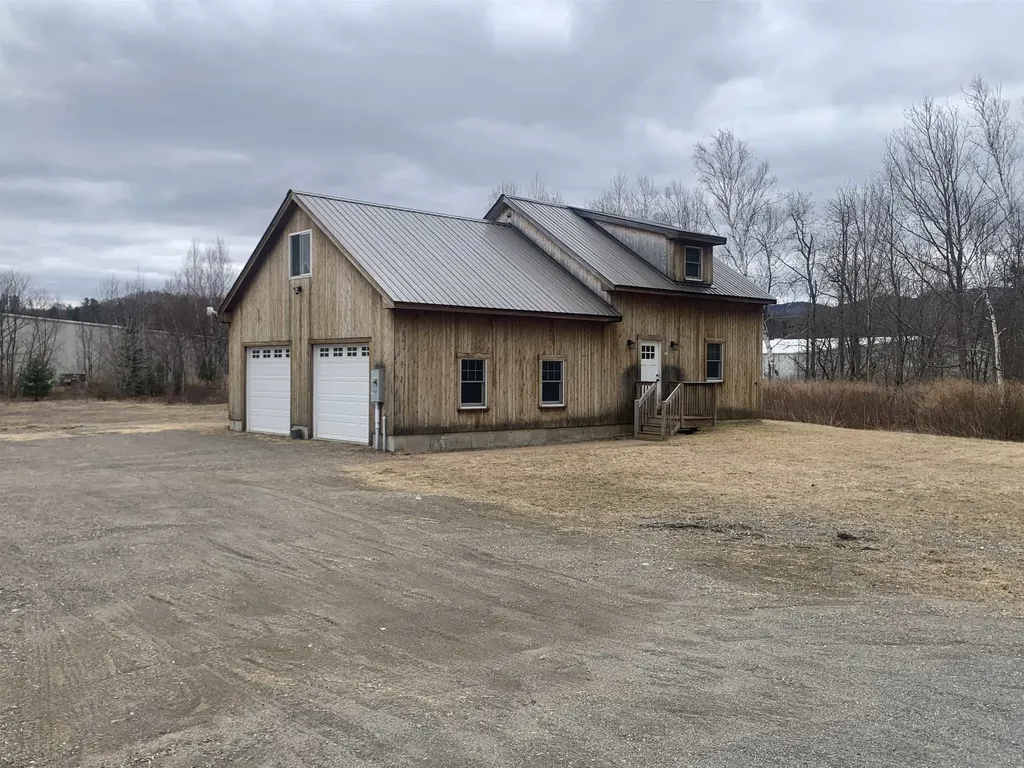 9 Bill Bromage Drive Colebrook NH 03576