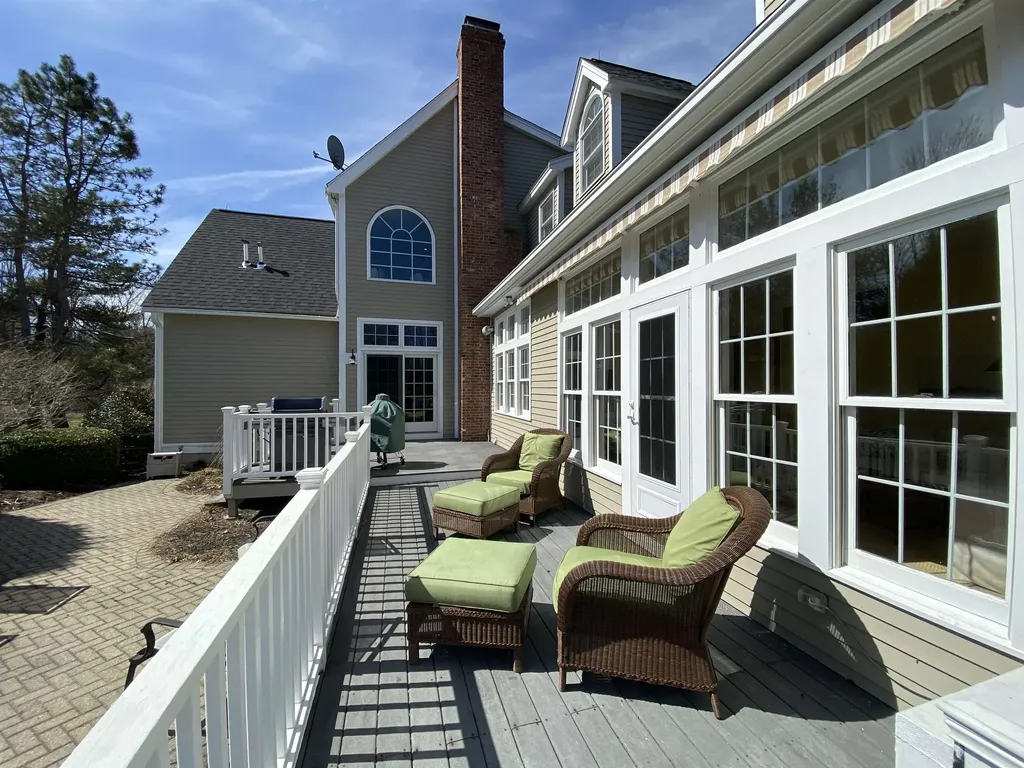 118 N Pepperell Road Hollis NH 03049