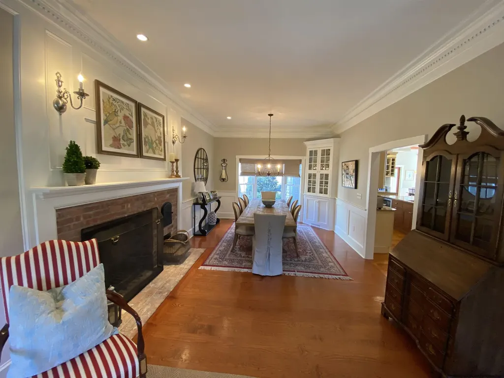 118 N Pepperell Road Hollis NH 03049