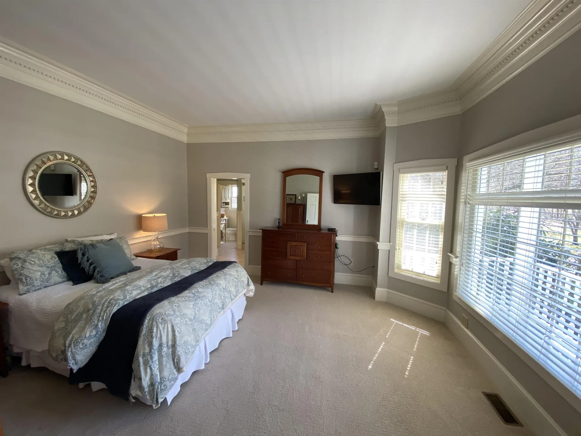 118 N Pepperell Road Hollis NH 03049