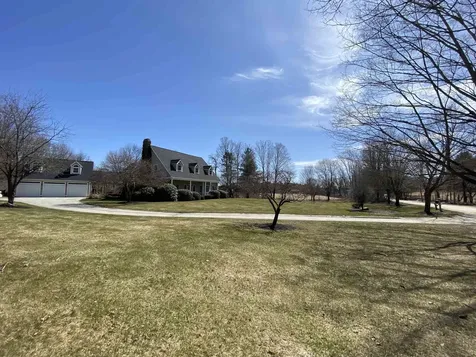 118 N Pepperell Road Hollis NH 03049