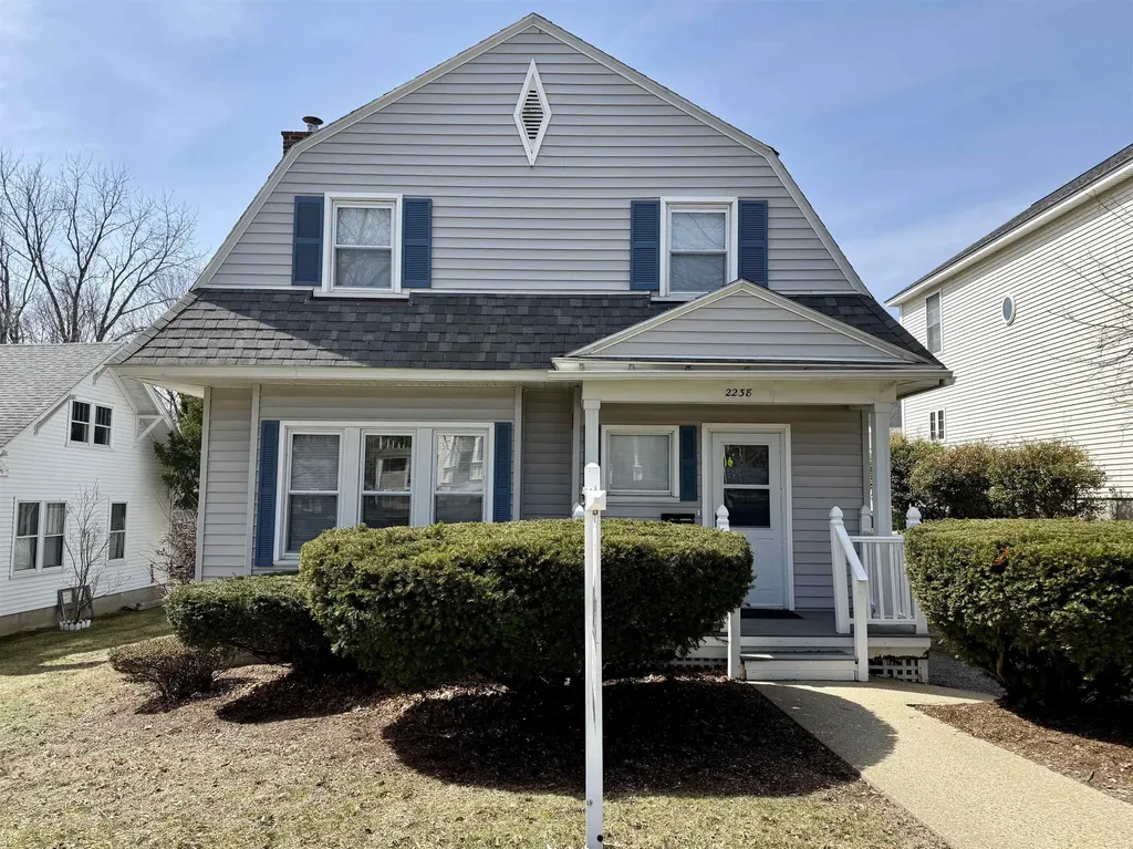 2238 Elm Street Manchester NH 03104