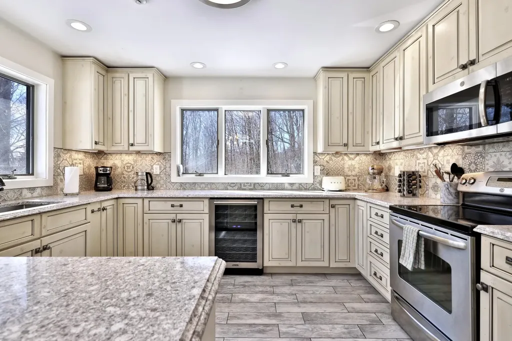 191 Trailview Drive Killington VT 05751