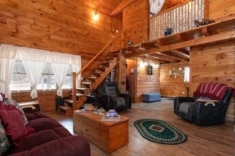 54 Twitchell Settlement Rochester VT 05767