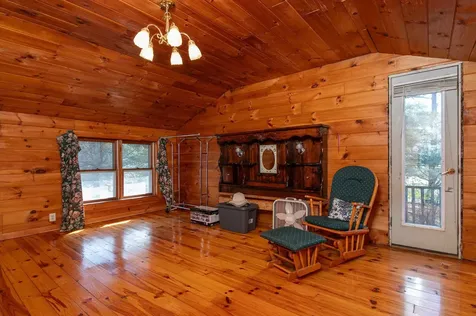 54 Twitchell Settlement Rochester VT 05767