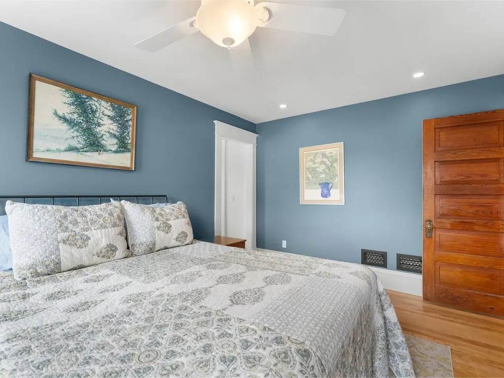 38 Bayview Street Burlington VT 05401