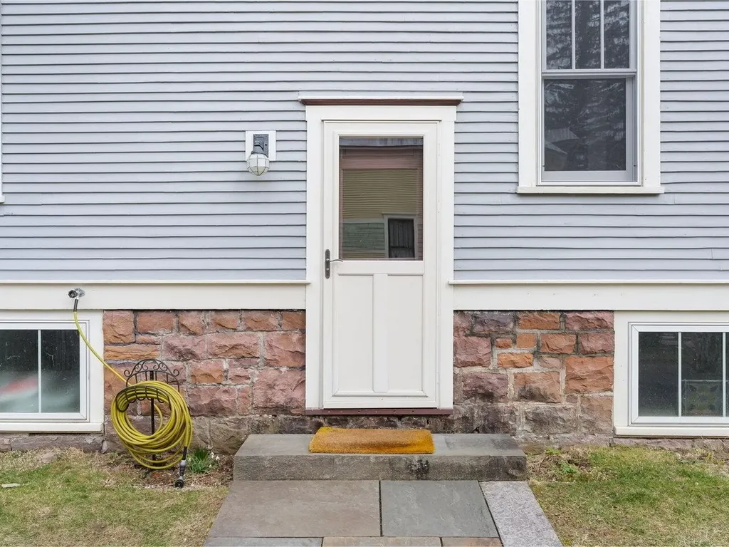 38 Bayview Street Burlington VT 05401