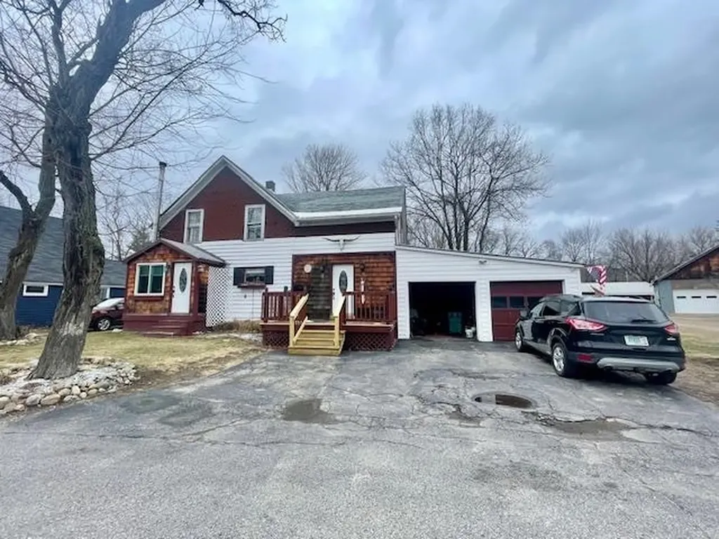 39 Washington Street Gorham NH 03581