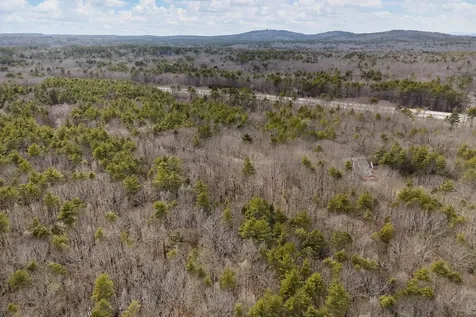 25 Marsh Brook Lane York ME 03902