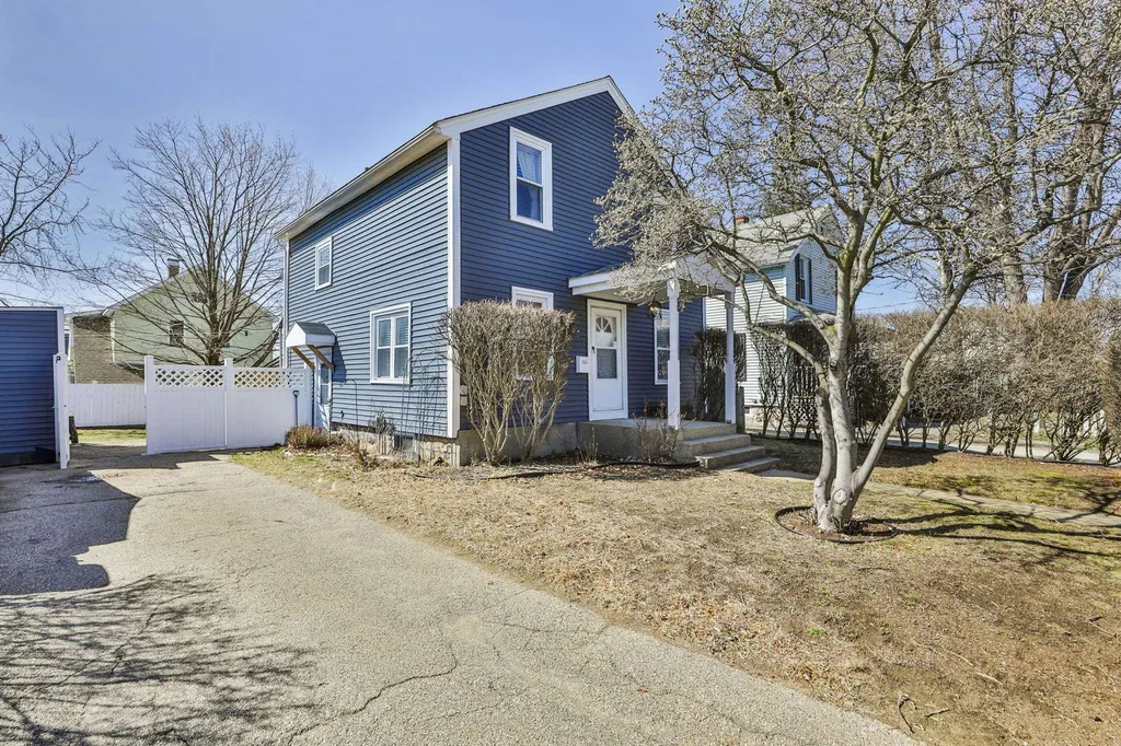 22 Witt Avenue Manchester NH 03103