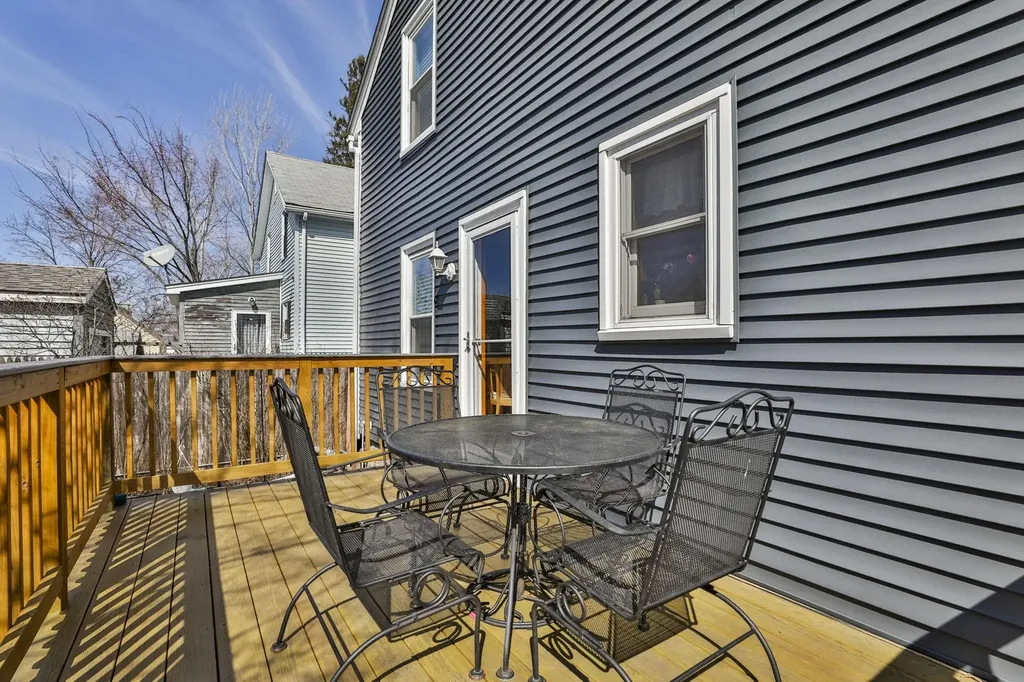 22 Witt Avenue Manchester NH 03103