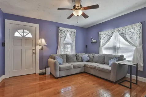 22 Witt Avenue Manchester NH 03103