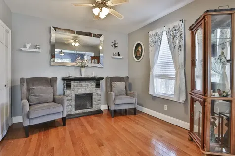 22 Witt Avenue Manchester NH 03103