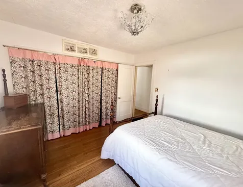 52 Litchfield Street Springfield VT 05156