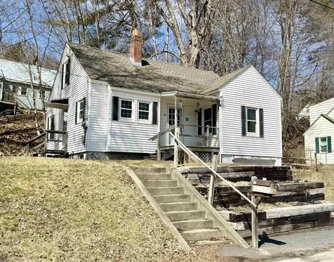 52 Litchfield Street Springfield VT 05156