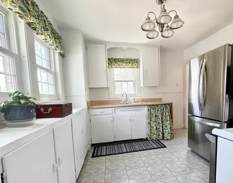 52 Litchfield Street Springfield VT 05156