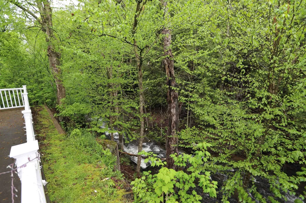 2722 Beebe Road Derby VT 05829