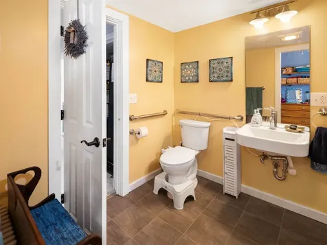 325 South Street Poultney VT 05764