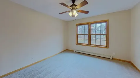 21 Pine Street Fremont NH 03044