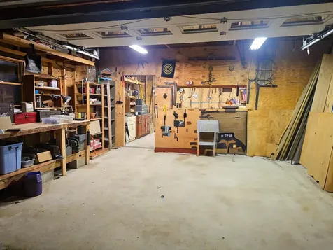21 Pine Street Fremont NH 03044