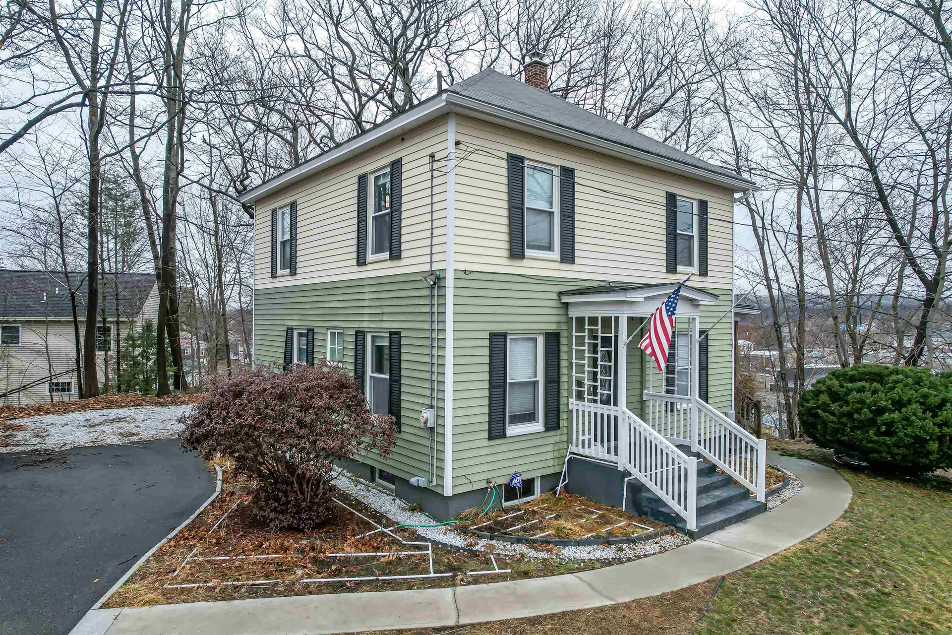 5 Light Street Lebanon NH 03766