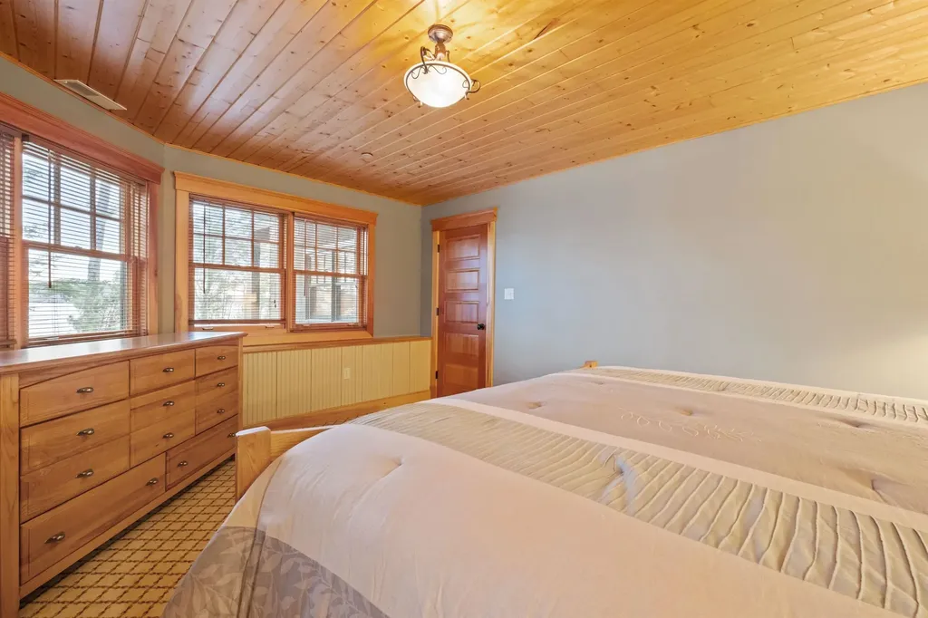 72 Timber Ridge Road Alton NH 03810